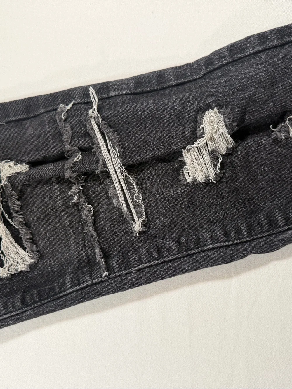 Rue21 Men's Charcoal Black Ripped Skinny Jeans 38x32